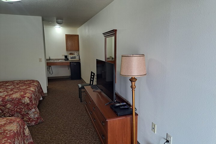 Room 3 of 6