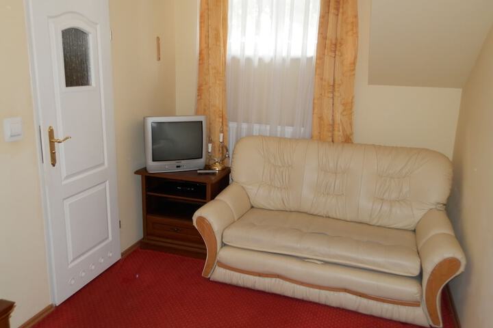 Room 37 of 49