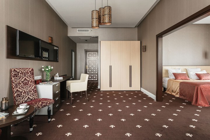 Room 19 of 69
