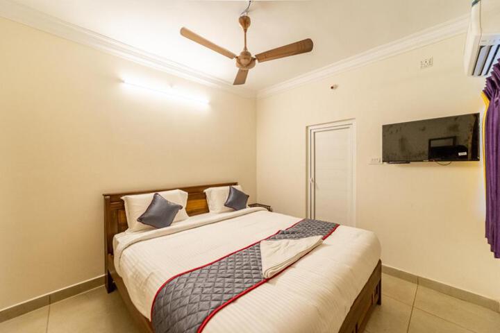 General 9 of 18