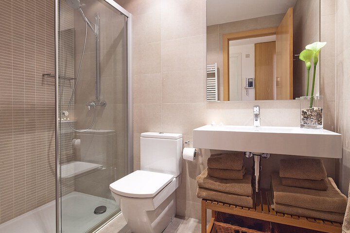 Bath Interior