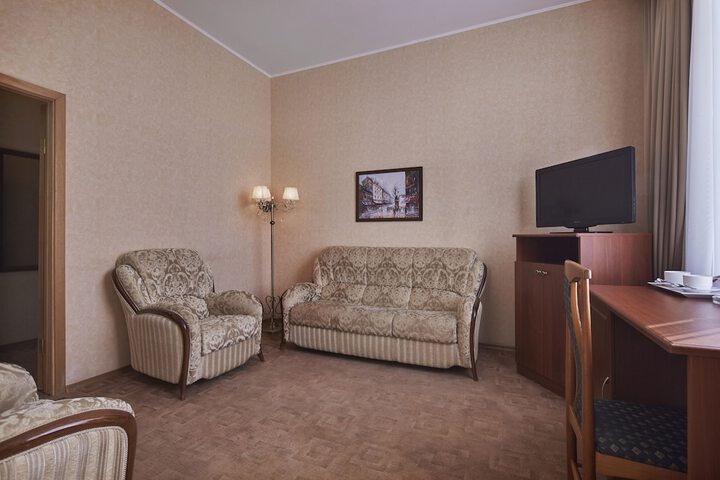 Room 21 of 47