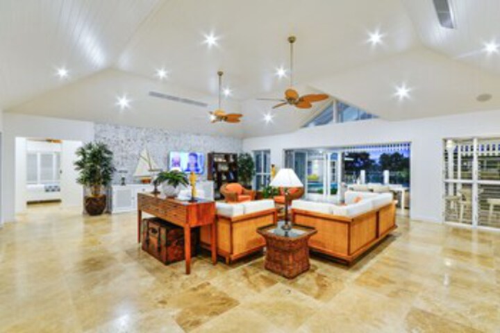 Hotel Interior 16 of 25