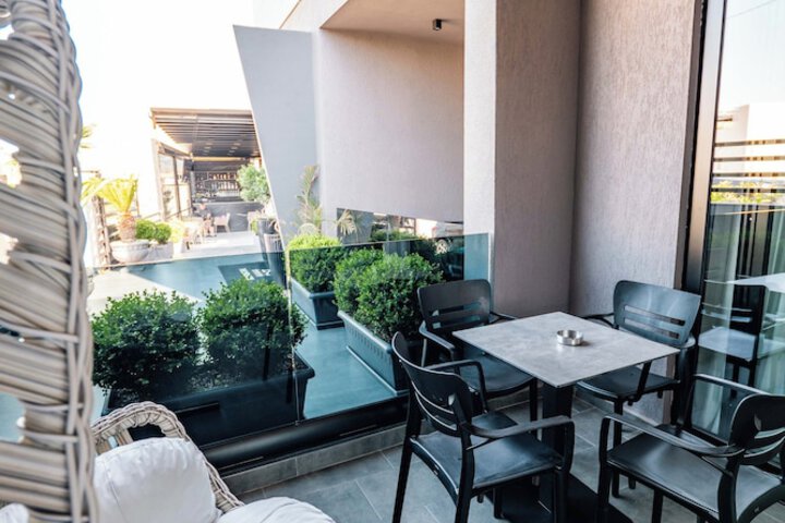 Terrace/Patio 49 of 95