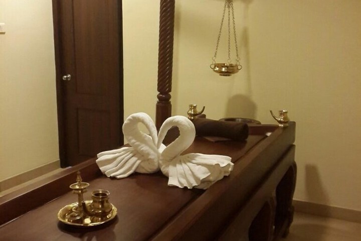 Room 21 of 38