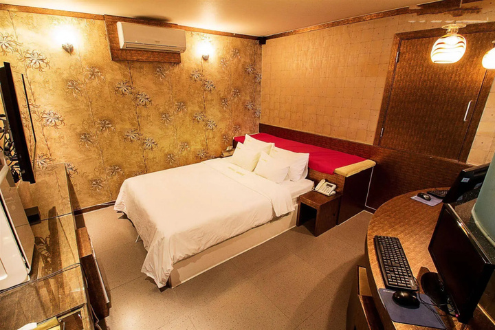guest_rooms