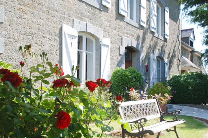 Hôtel Le Chatellier – Piscine chauffée d’avril à octobre in Cancale