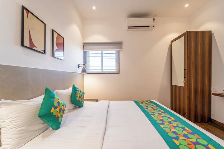 Room 5 of 36