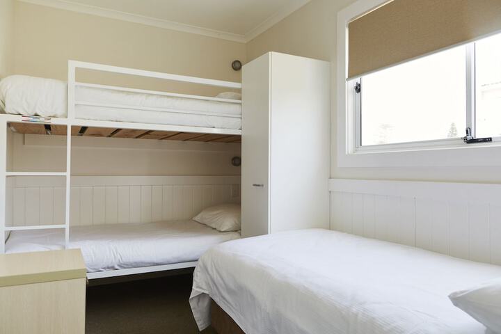 Room 10 of 45