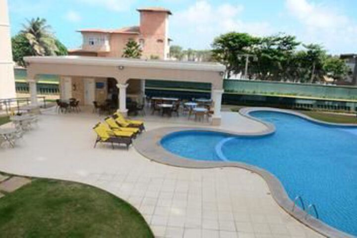 Pool 10 of 10