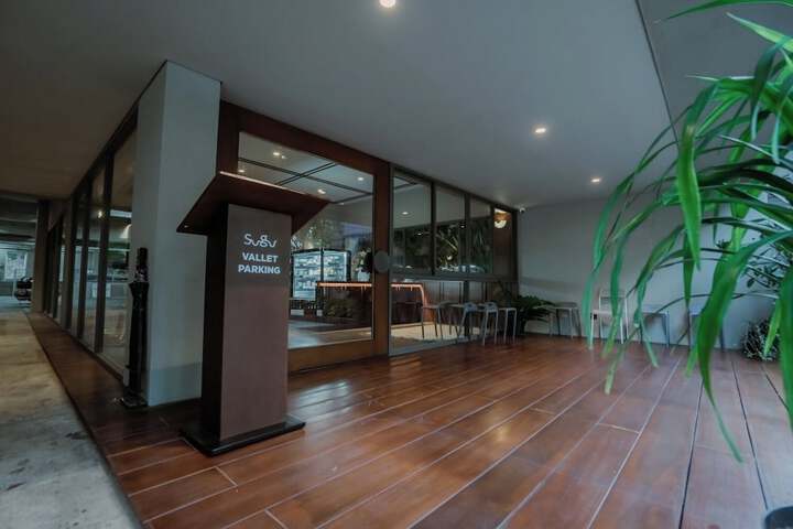 Jiro Hotel