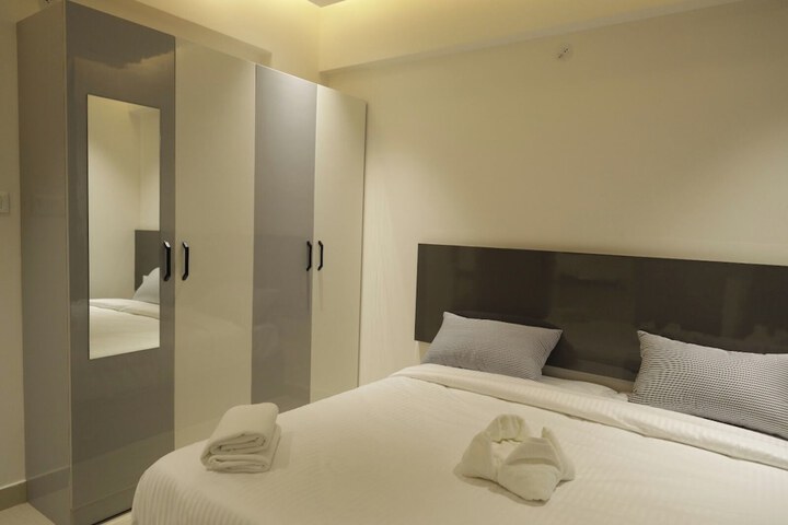 Room 28 of 51