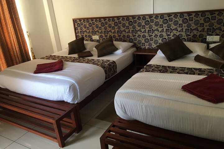 Room 8 of 34