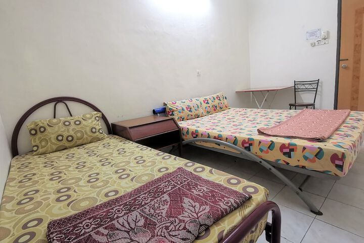 Room 6 of 36