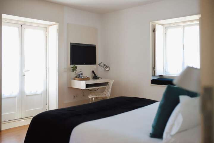 Room 73 of 179