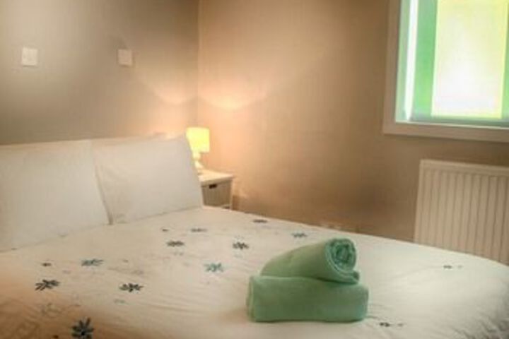 Room 8 of 20