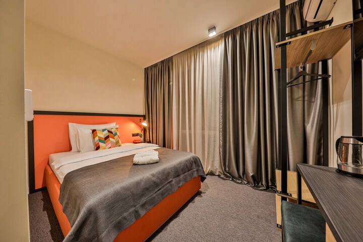 Room 34 of 70