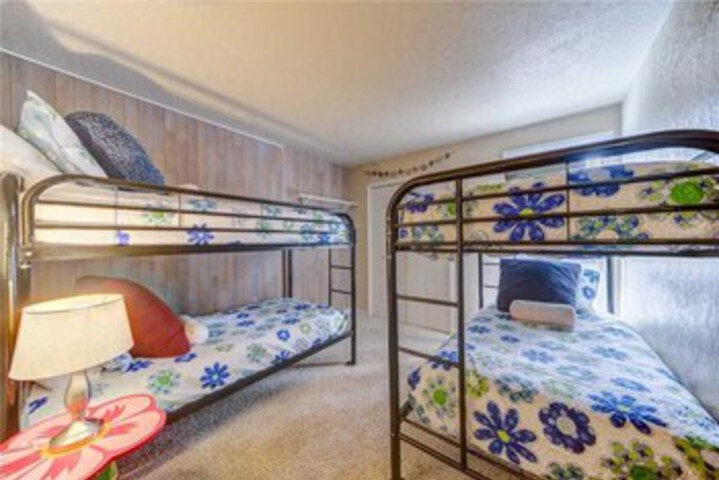 Room 15 of 17