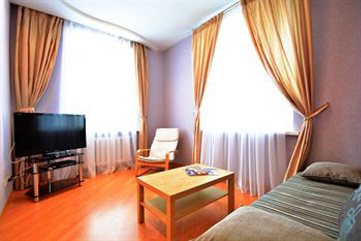 Room 193 of 203