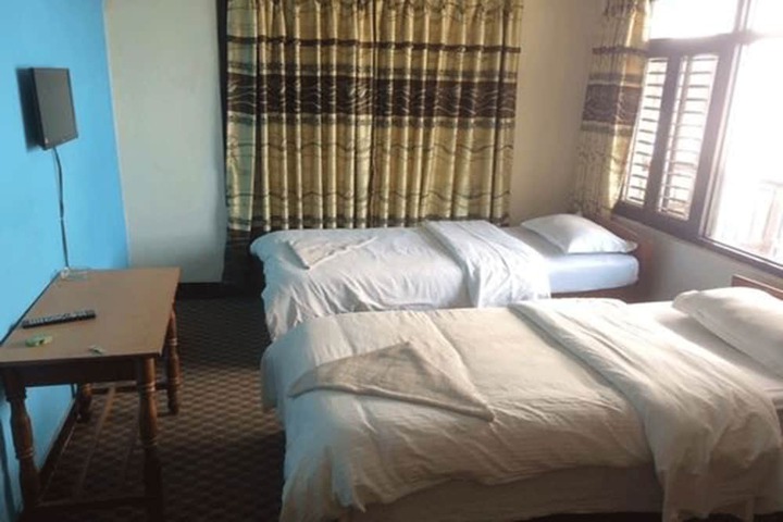 Room 5 of 52