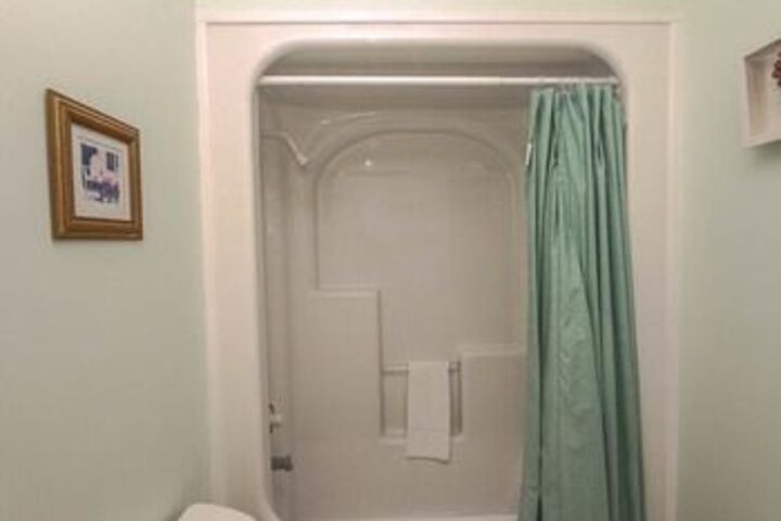 Room 4 of 46