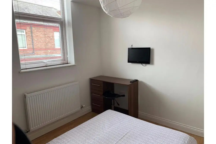 Room 3 of 13