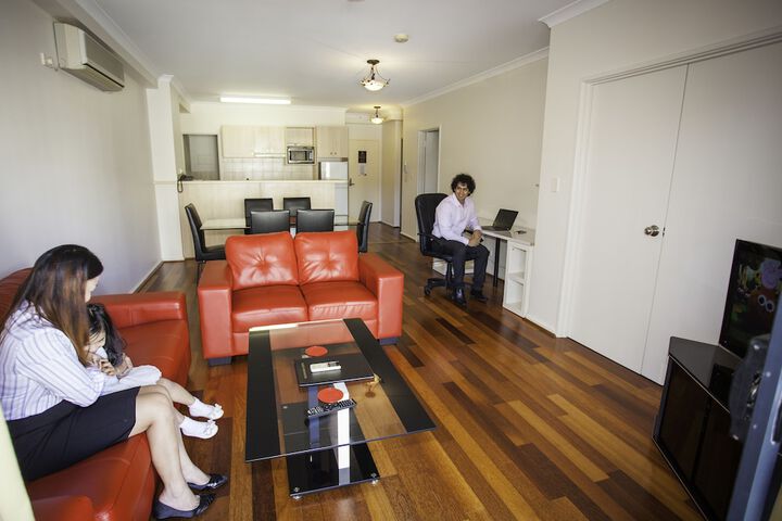 Room 15 of 38