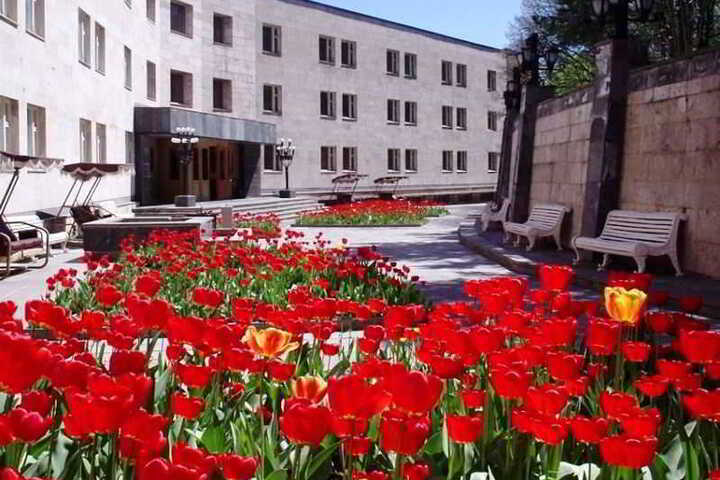 TSAKHKADZOR HOUSE OF WRITERS