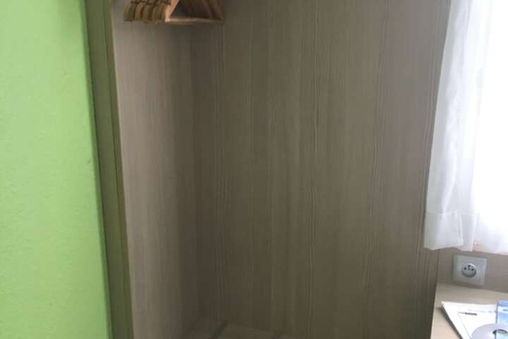 Room 11 of 51