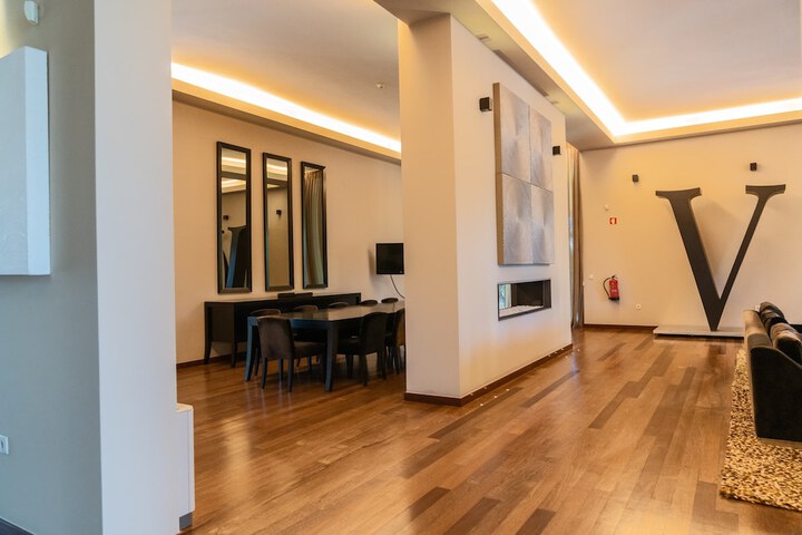 Hotel Interior 6 of 125