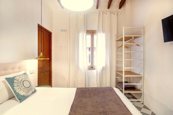 Room 8 of 51