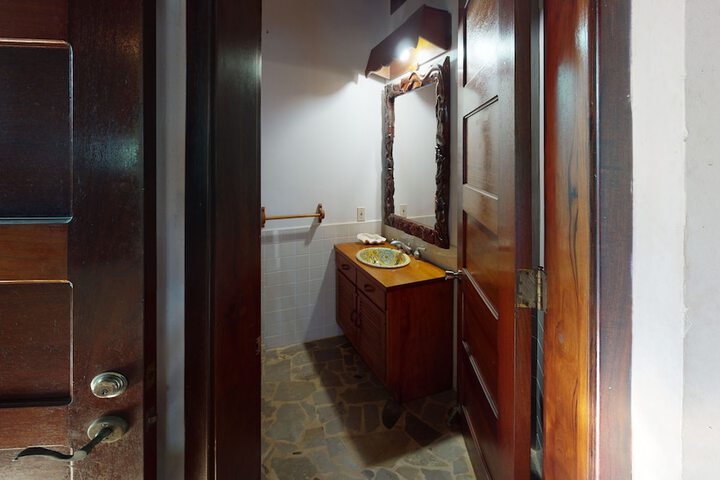 Room 15 of 41