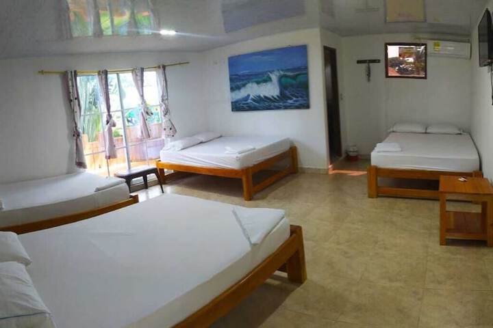 Room 3 of 37