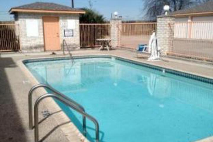 Americas Best Value Inn San Antonio Downtown at I-10 E in San Antonio, TX