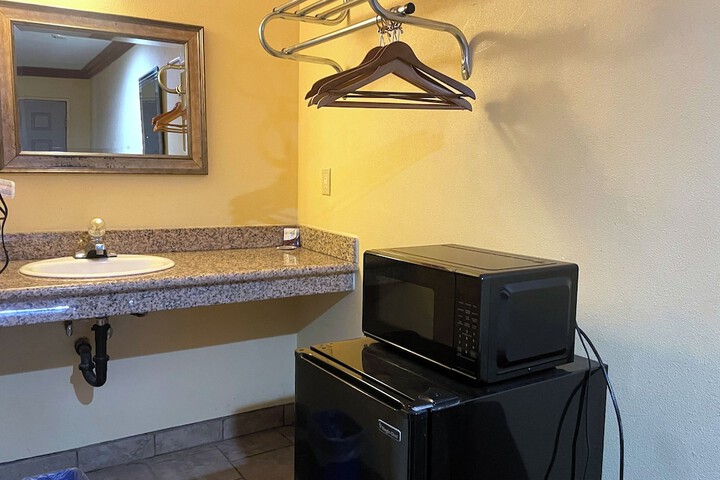 Clean Restrooms