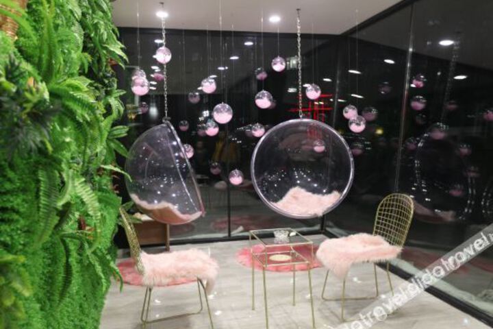 Hotel Interior 18 of 25