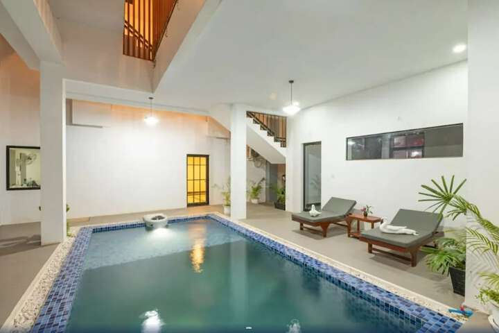 Pool 42 of 47