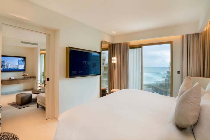 Room 8 of 51