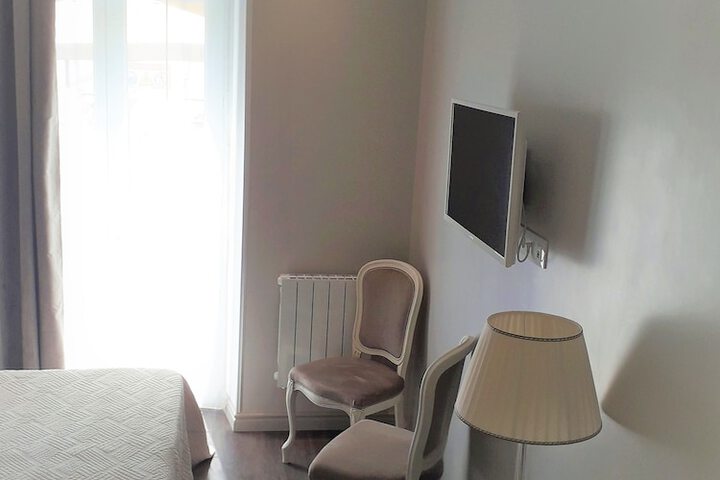 Room 35 of 74