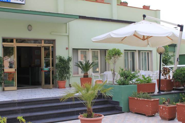 Hotel 54 of 56