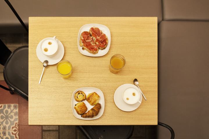 Breakfast area