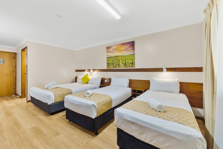 Room 45 of 105
