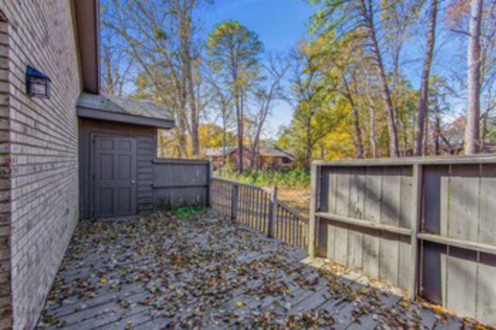 Property Grounds 22 of 33