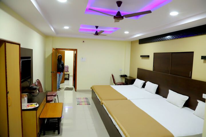 Room 5 of 30