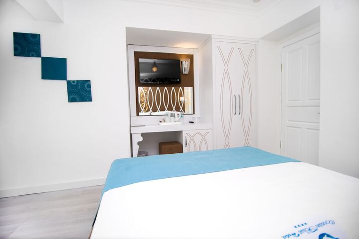 Room 32 of 135