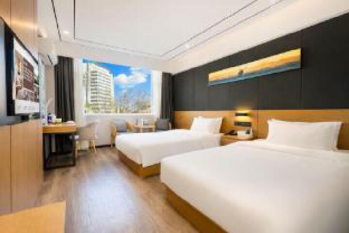 Room 20 of 20