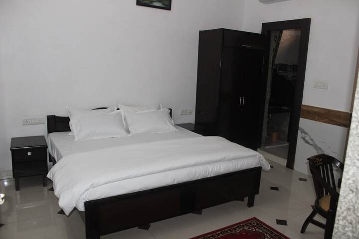 hotel lasani inn