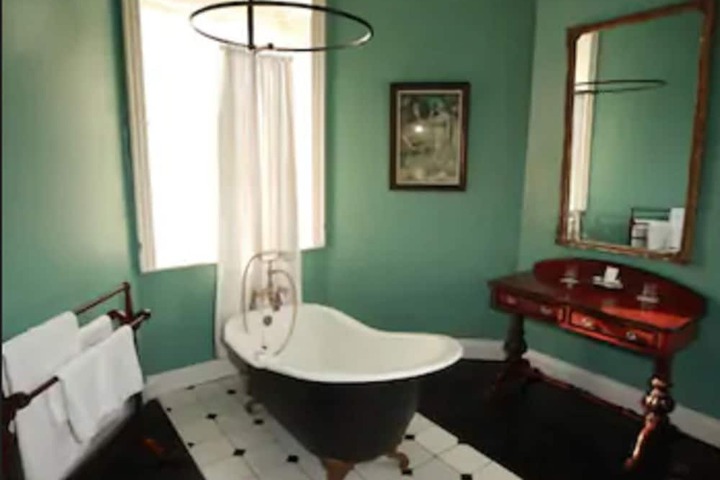 Bath Photo