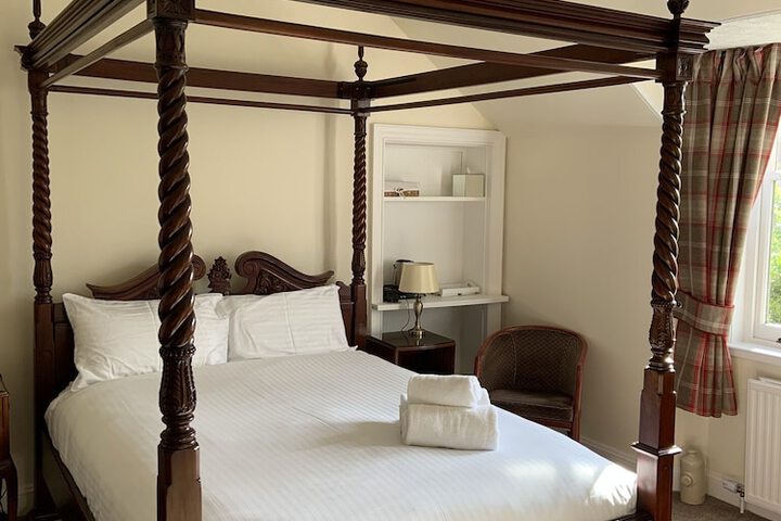 Room 12 of 51