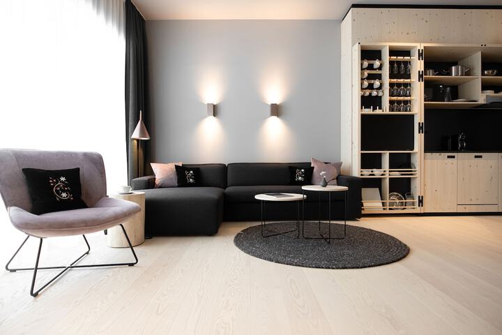 Room 44 of 162